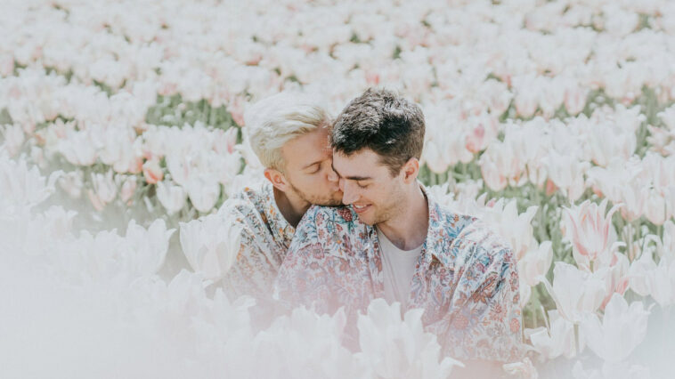 schwules paar männer kuss