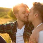 Schwule Paare segnen