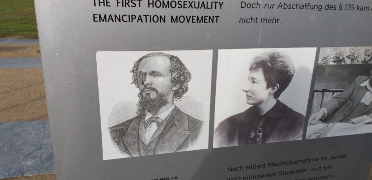 Magnus-Hirschfeld-Ufer