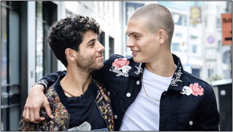 «Just Friends»