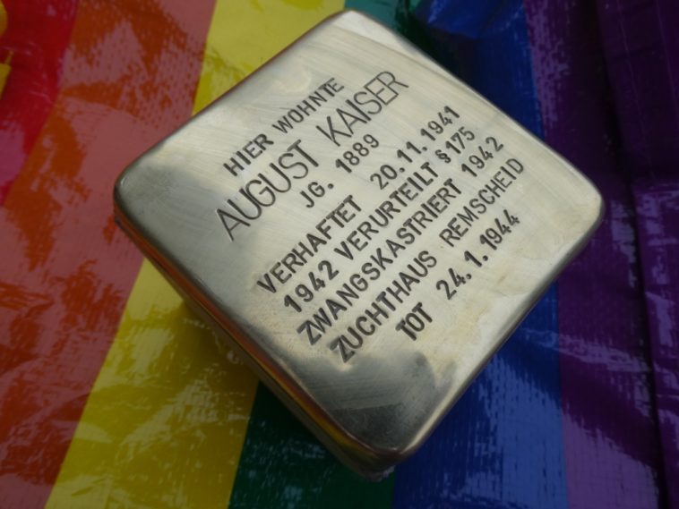 Stolpersteine für schwule NS-Opfer