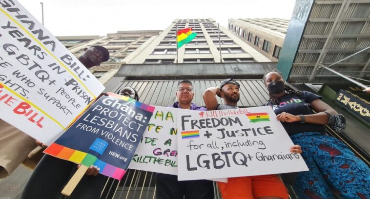 Ghana Proteste vor der Botschaft in New York (Bild: Twitter)