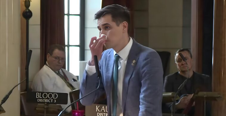 Senator John Fredrickson Nebraska trans Rechte
