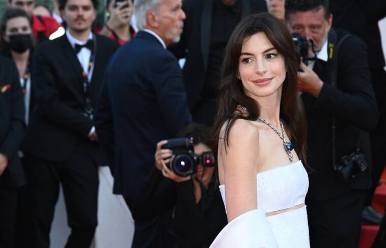 Anne Hathaway