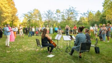 Einweihung Regenbogen-Grabfeld Friedhof Sihlfeld Zürich Ruhestätte der Vielfalt